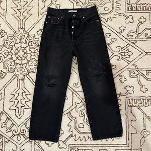 Levi’s Black Distressed Ribcage Ankle Straight